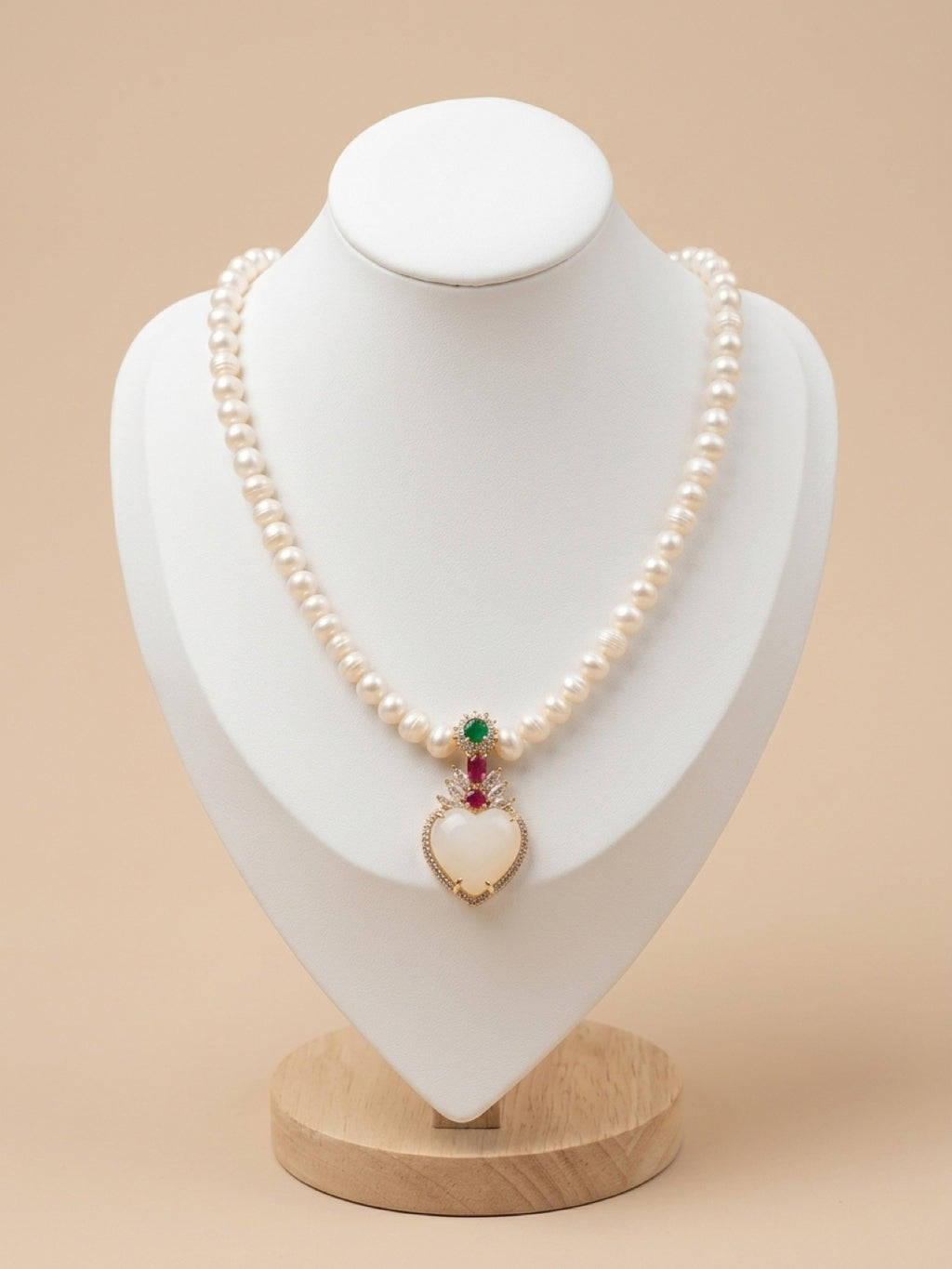 Collier LOVE